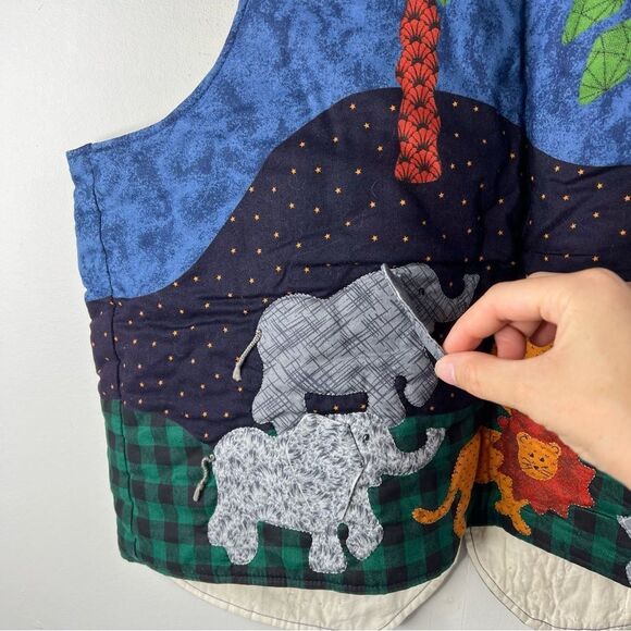 Handmade Vintage Noah's Ark Themed Quilted Vest with Animal Motifs - Picture 13 of 16